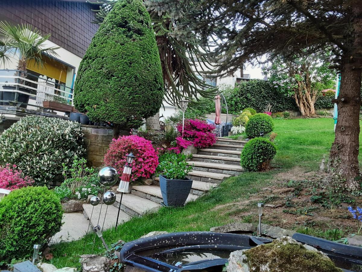 Evia Ferienwohnung Heimbach Exterior foto